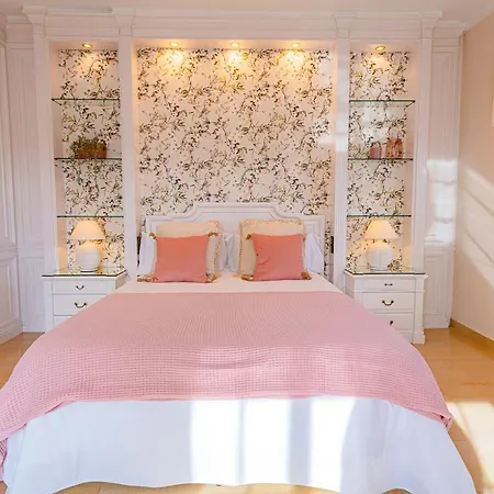 Lirios Village - Private Villas, Unbeatable Location, Heated Pools Vila Marbella