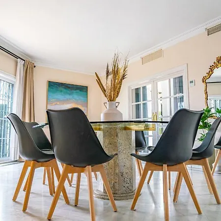 Lirios Village - Private Villas, Unbeatable Location, Heated Pools Vila