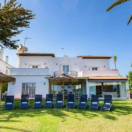 Lirios Village Villa